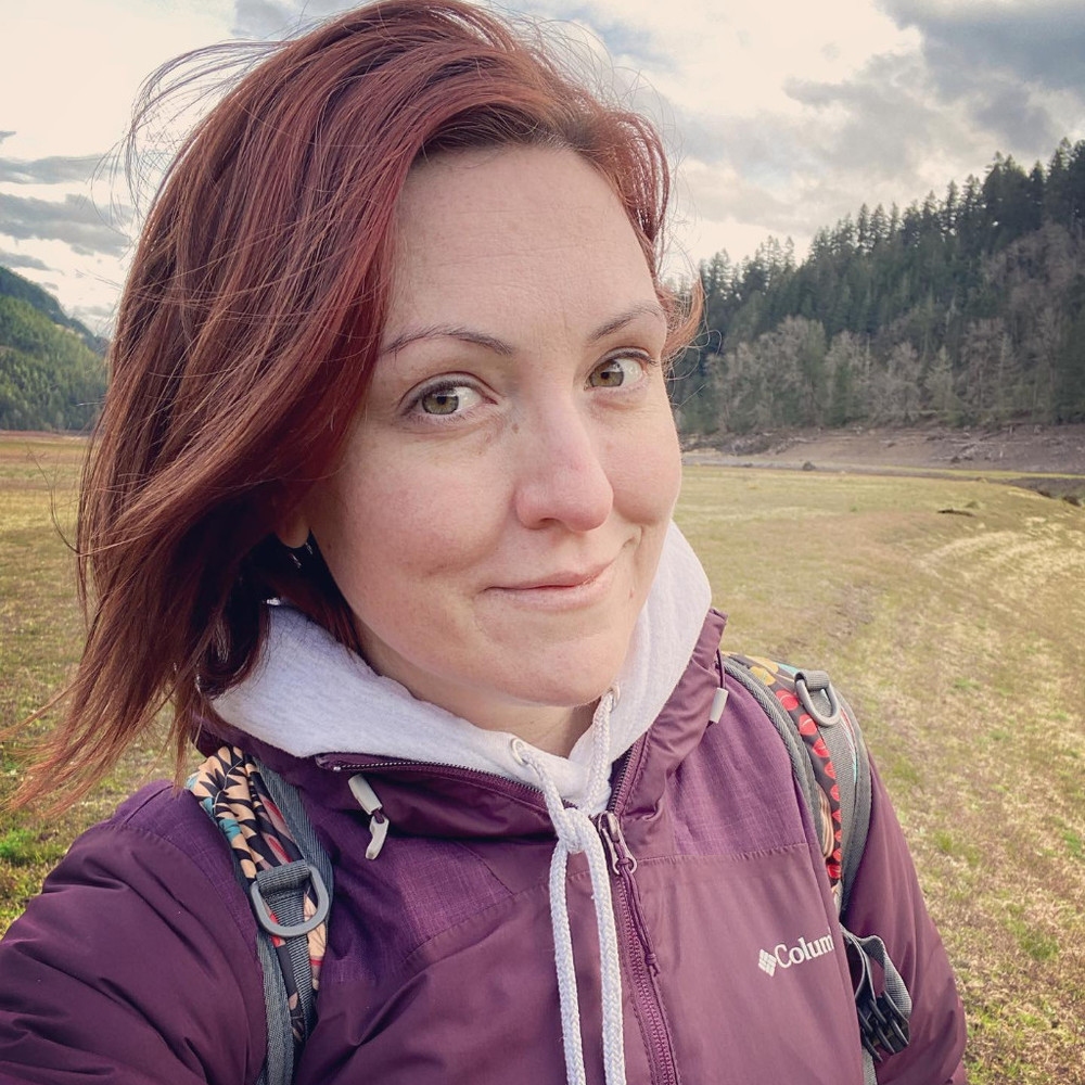 Meet your Posher, Caitlin